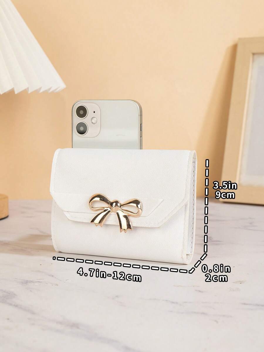 Graceful Bow Accent Everyday Handbag